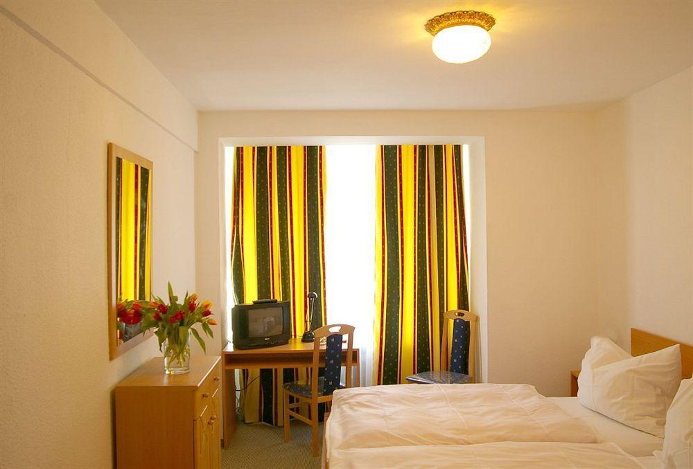 Hotel Paris Düsseldorf Eksteriør bilde