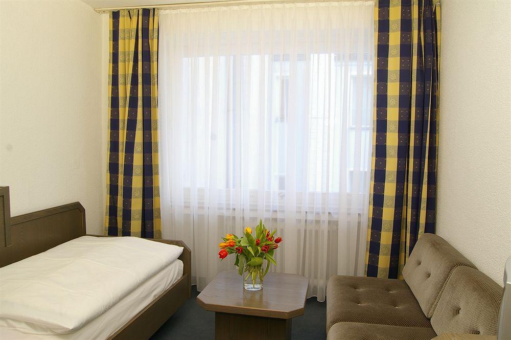 Hotel Paris Düsseldorf Eksteriør bilde