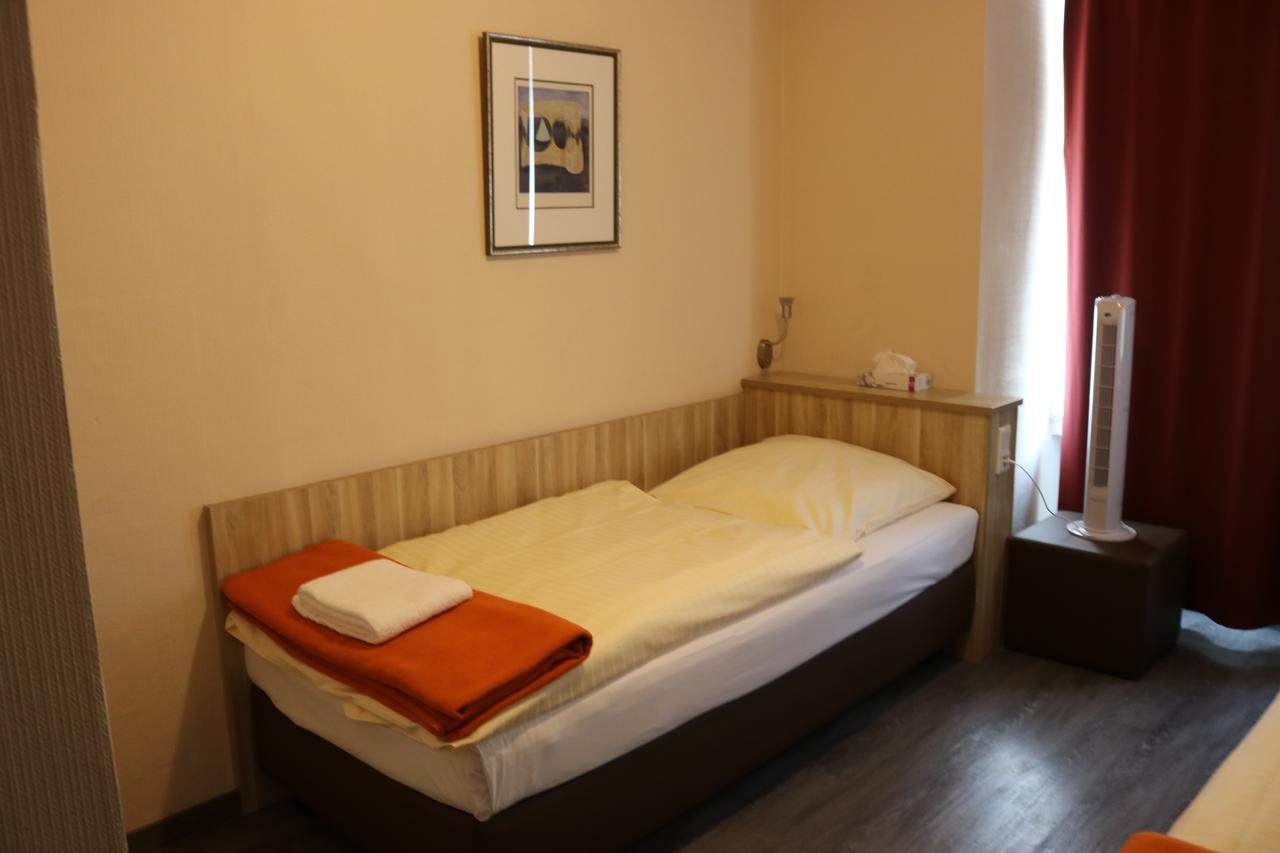 Hotel Paris Düsseldorf Eksteriør bilde